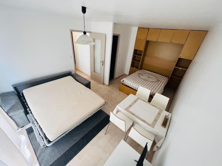 Studio 4 Couchages A 200 M De La Plage Avec Garage, Linge De Maison Et Serviettes Pour 30 Euros En Option Juan-les-Pins Zewnętrze zdjęcie